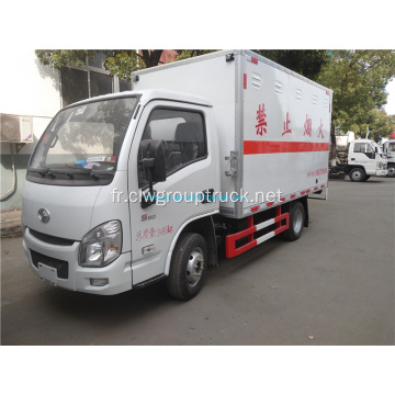 Camion transporteur de marchandises dangereuses YUEJIN 4x2